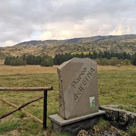 Casa Degli Ulivi Etna Oda ve Kahvaltı Ragalna