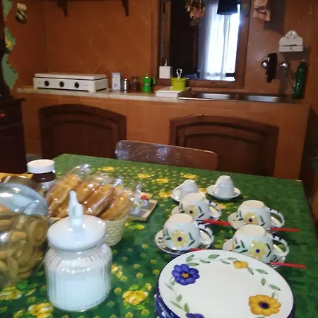 Casa Degli Ulivi Etna לינה וארוחת בוקר