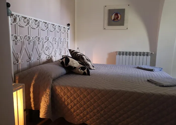 Casa Degli Ulivi Etna Bed & Breakfast